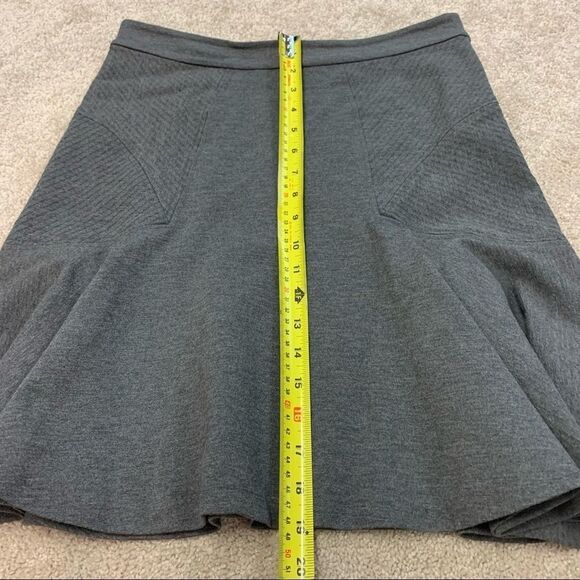 Diane Von Furstenberg gray Carlita skirt size 6 - Picture 11 of 11